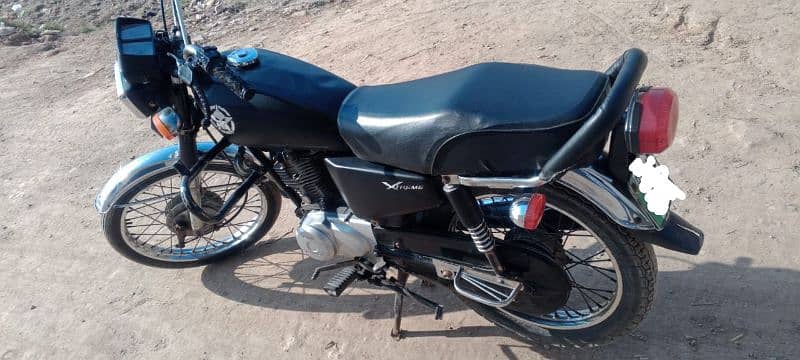 urgent for sale Honda 125 my personal use bike 1