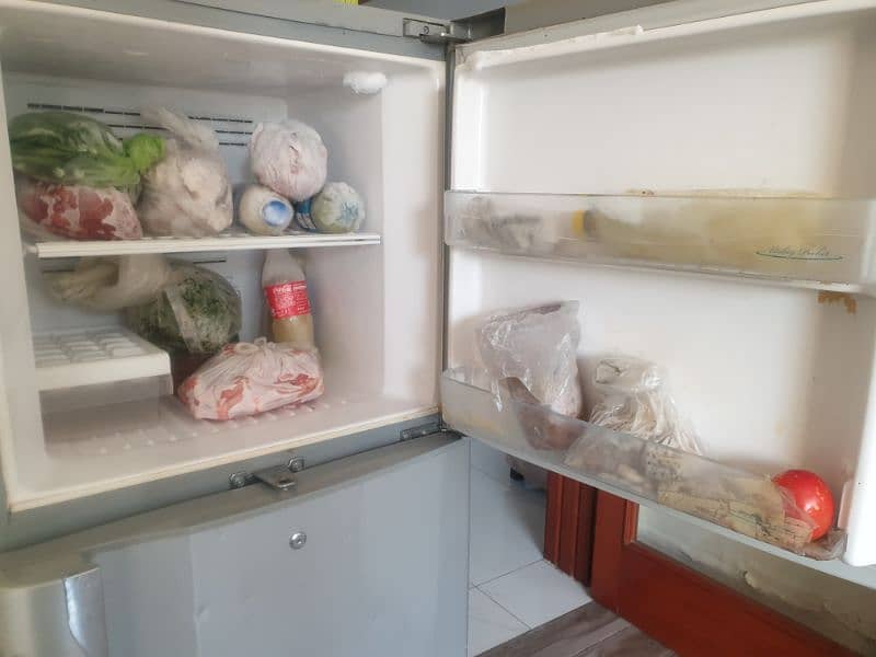 Refrigerator for sale (urgently ) 1