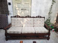 5 Seater Sofa Set for sale Fixed price 18,000