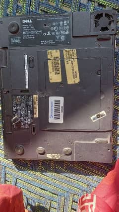 2001 Model Dell Laptop not in working condition