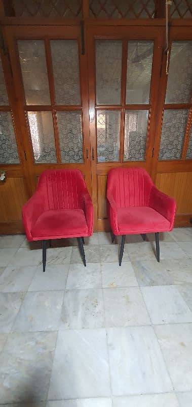 Bedroom chairs set 1