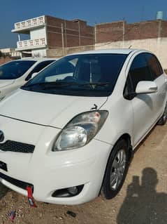 Toyota Vitz 2010