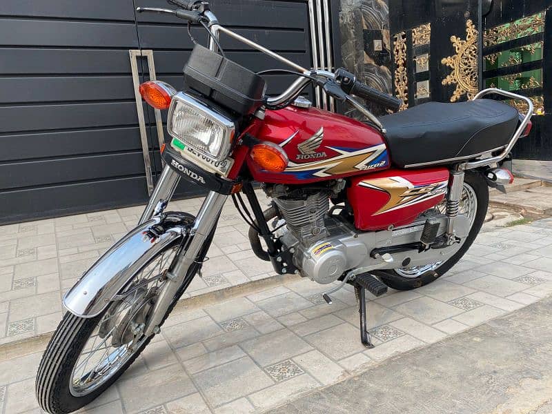 Honda CG 125 (2020 Model) Red Edition For Sale in Lahore 3