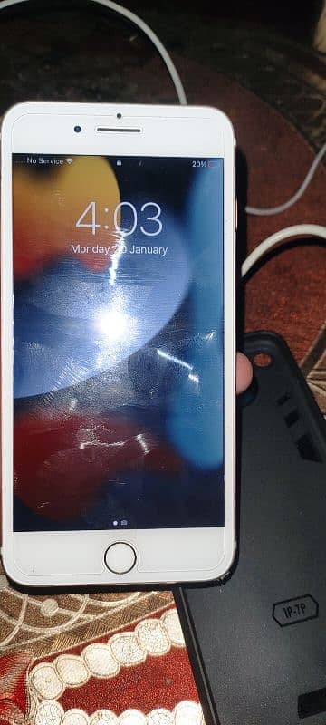 1 pece 12500/2 pece. 7plus 32gb non pta for sale in 25k all ok 5