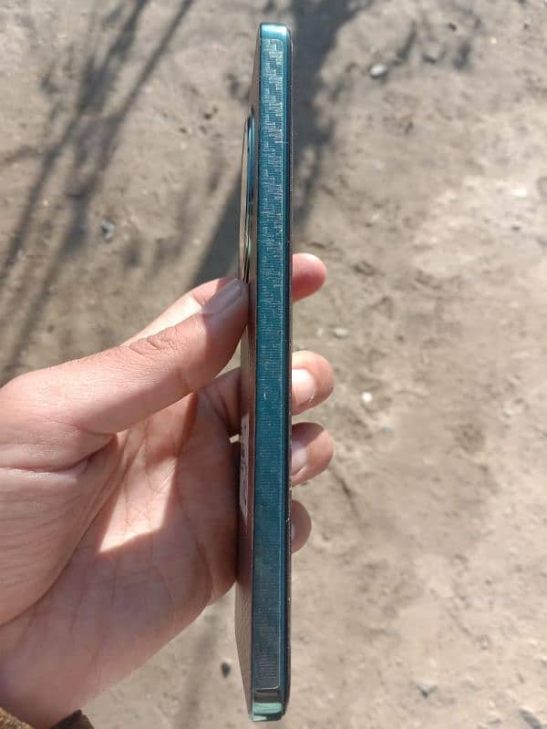 Oppo Reno 12f mobile for sell with 7 to 8 months warranty 4