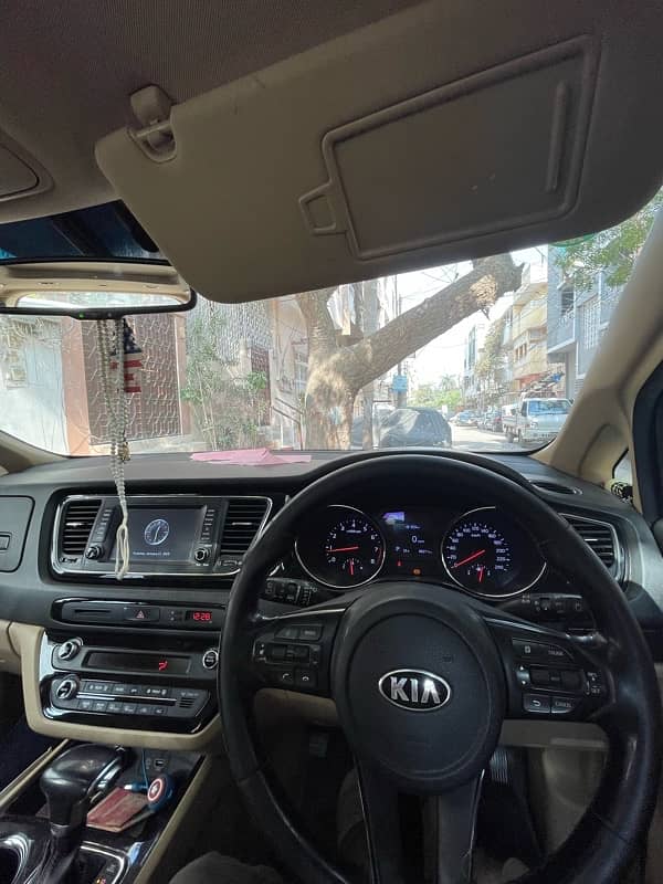 KIA Grand Carnival 2019 7