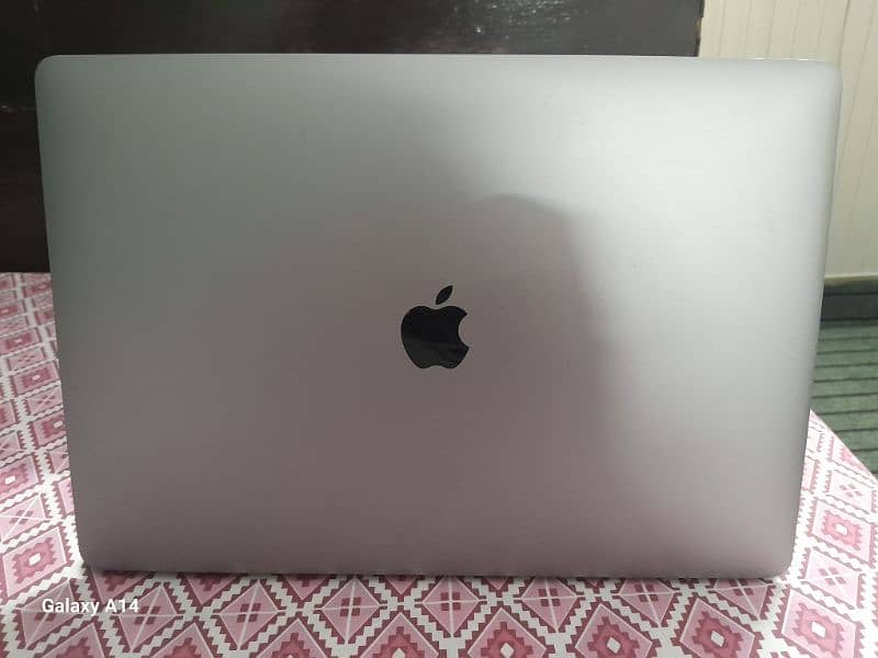 MacBook Pro 2019 3