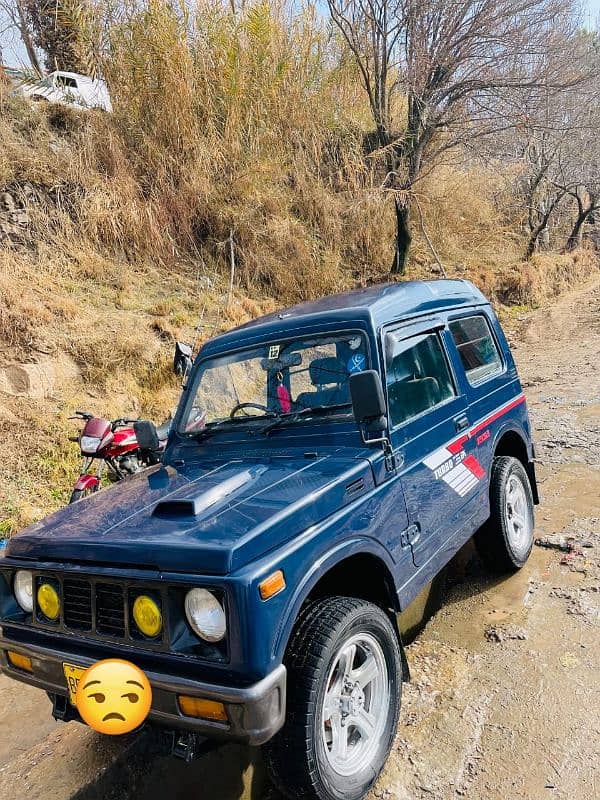 Suzuki Jimny 1988 4