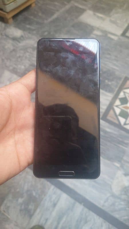 Sharp Aquos R5 Non pta for sale. 0