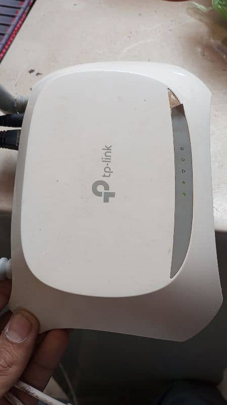 Tp-Link Router  2800 1