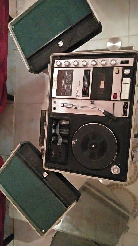 old antique Sanyo changer vinly record player 9