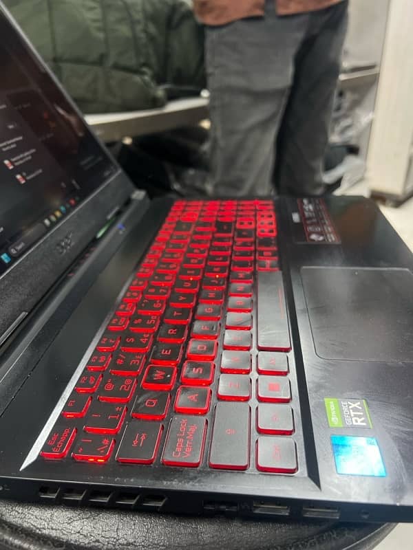 Acer Nitro Laptop - Gaming laptop 2