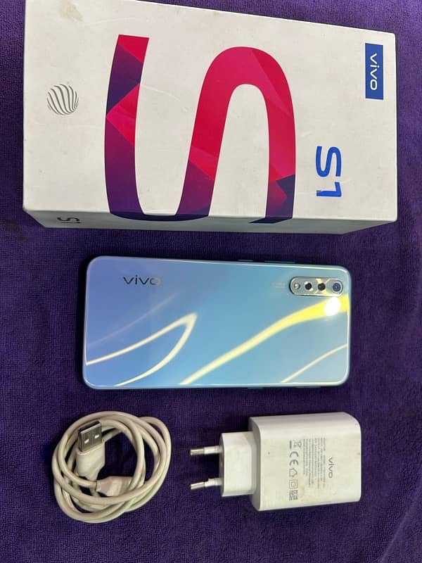 vivo s1  full box no open no repair 1