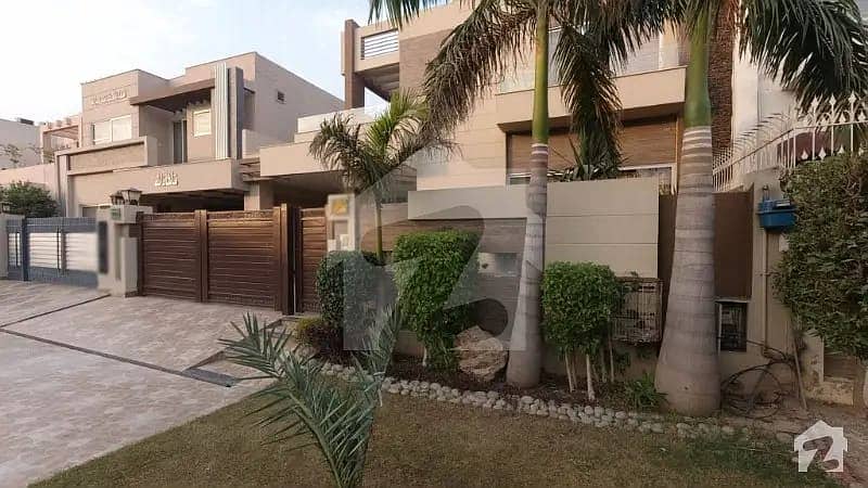 10 Marla House Fully Furnished For Rent Phase 5 8