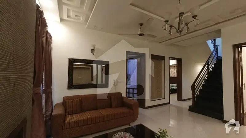 10 Marla House Fully Furnished For Rent Phase 5 28