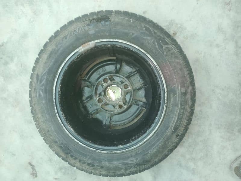 Alloy Rims Wheel With Tubeless Tyres 6