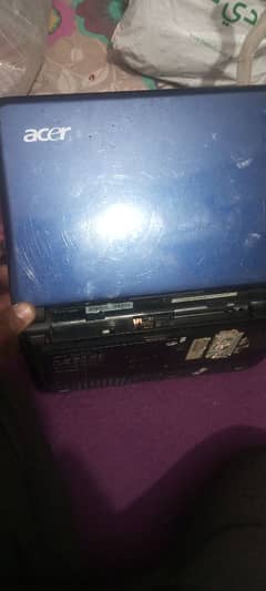 mini laptop khrb hai. . battry or hard disk ni hai