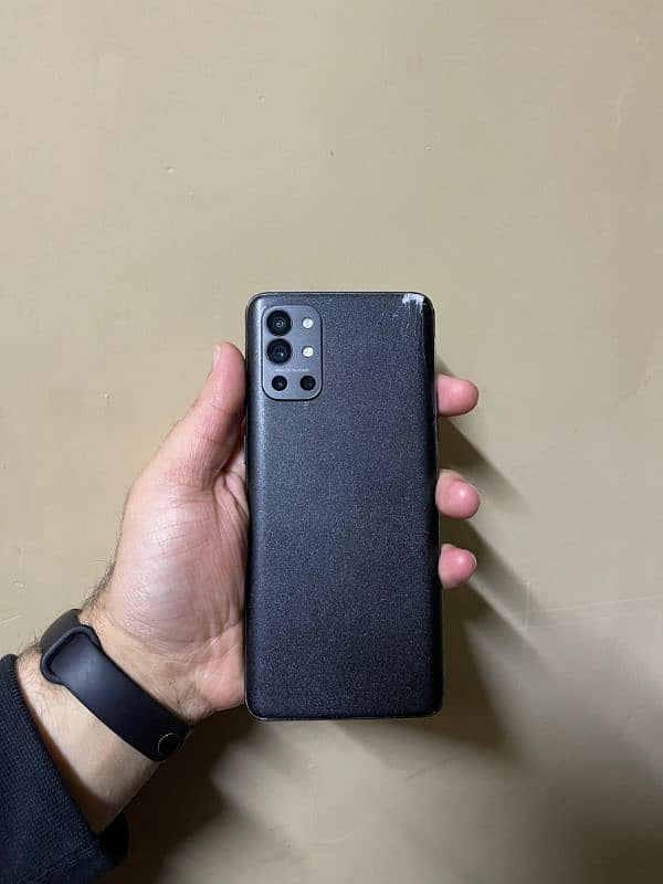 OnePlus 9r 8/256 3