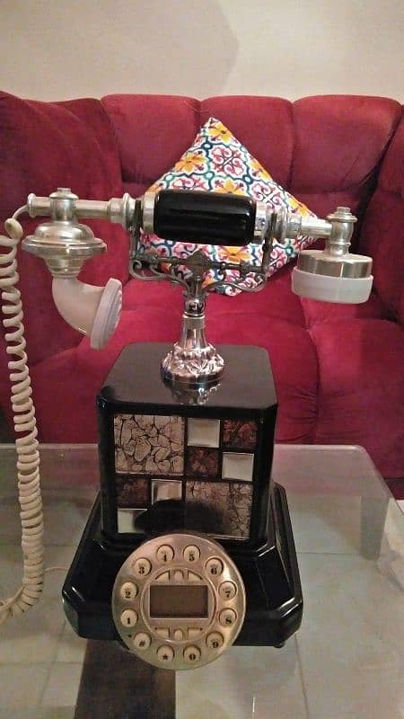 antique dailer telephone 8