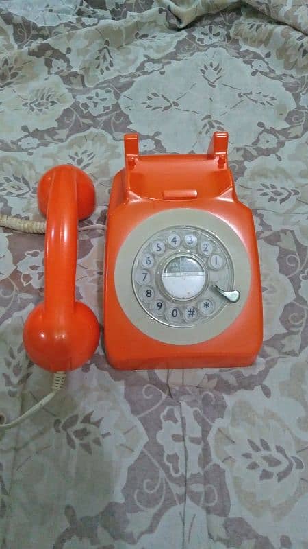 antique dailer telephone 10