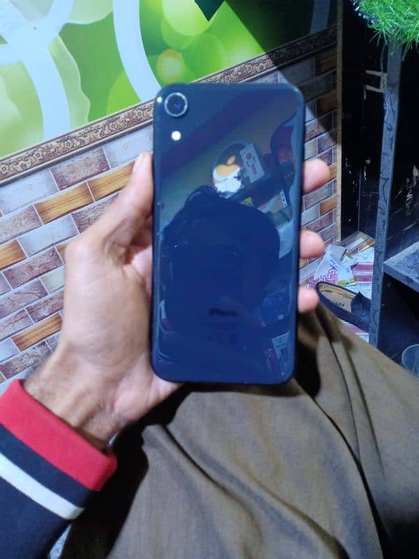 iphone xr icloud locked 2