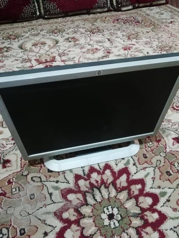 hp l2045w 20 inch monitor 0