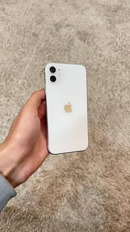 iPhone 11 64 GB JV SIM 1