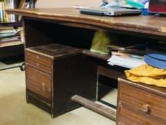 Office table