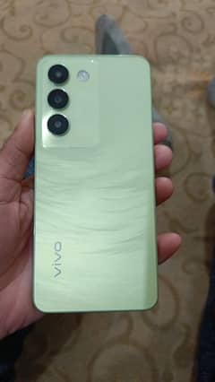 vivo Y100