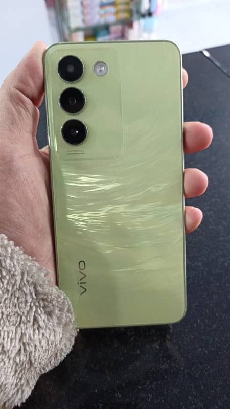 vivo Y100 1