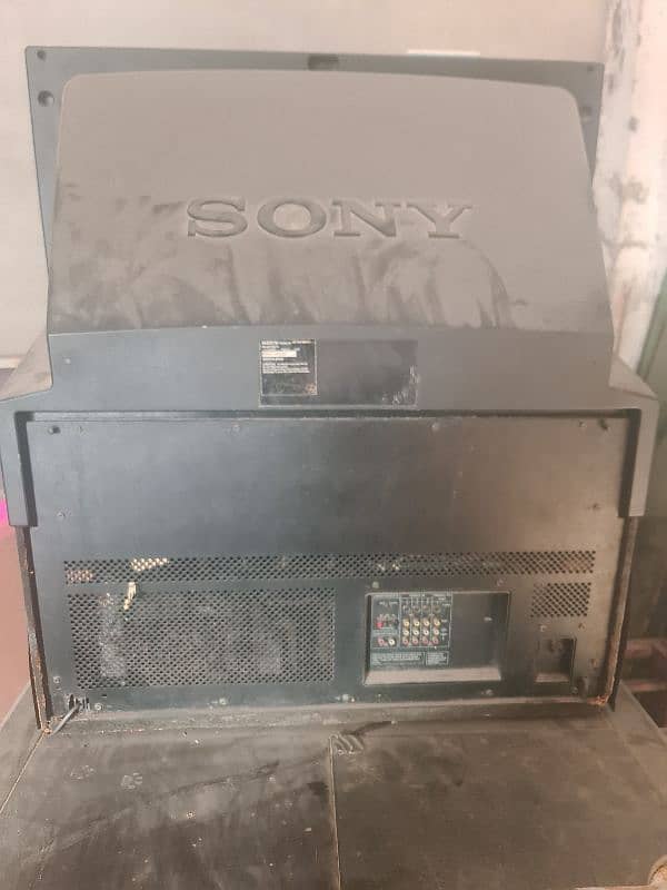 Projection TV Projector Sony  old three beem wala before 1990 2