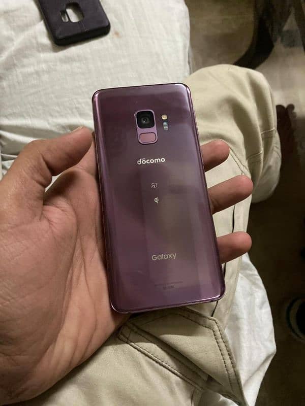 Samsung S9 4/64 Gaming Phone in mint condition 1