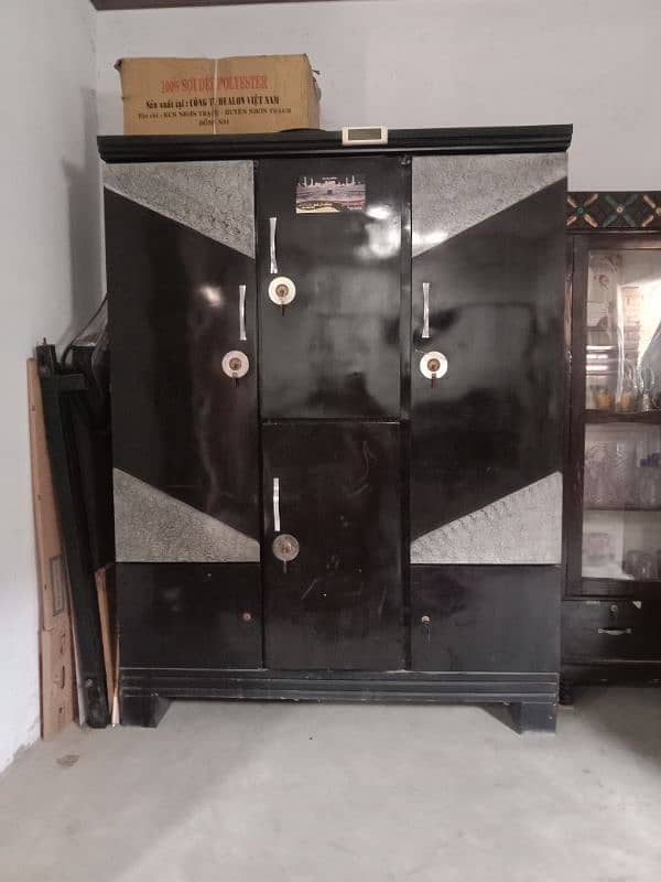 3.  door safe almari for sale 0