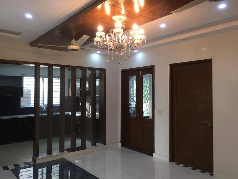 Brand New 10 Marla Upper Portion Lower Lock Available For Rent In Jasmine Block Bahria Town Lahore 7