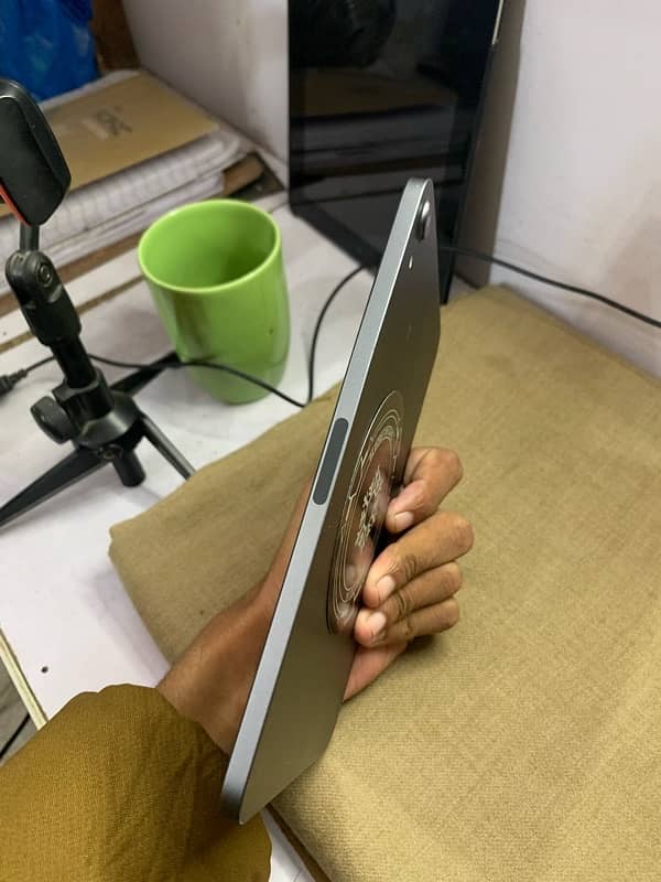 IPAD MINI 6 256 10 DAYS USED ONLY MY WHATSAP 0/3/1/3/9/5/1/1/1/4/7 1