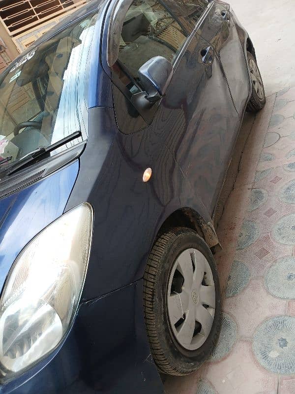 Toyota Vitz 2007 3