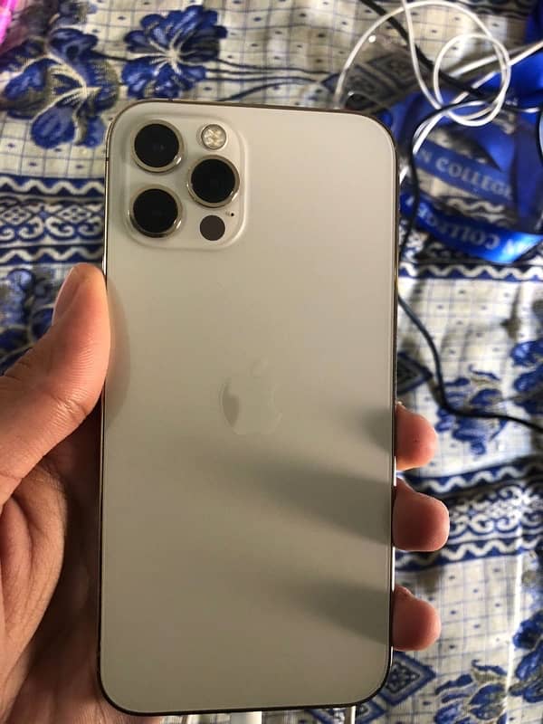 iphone 12 pro 100% original 1