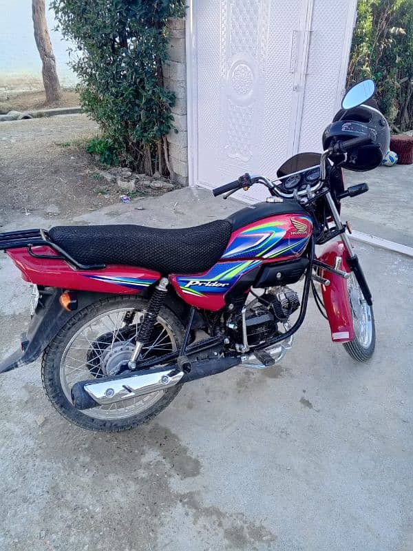 Honda CD 100 without num 2