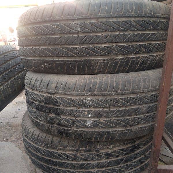 toyota 4/4 Tyres 1