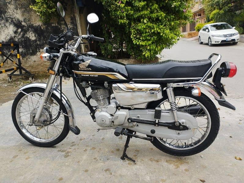 HONDA CG125 SPECIAL EDITION 2020 3