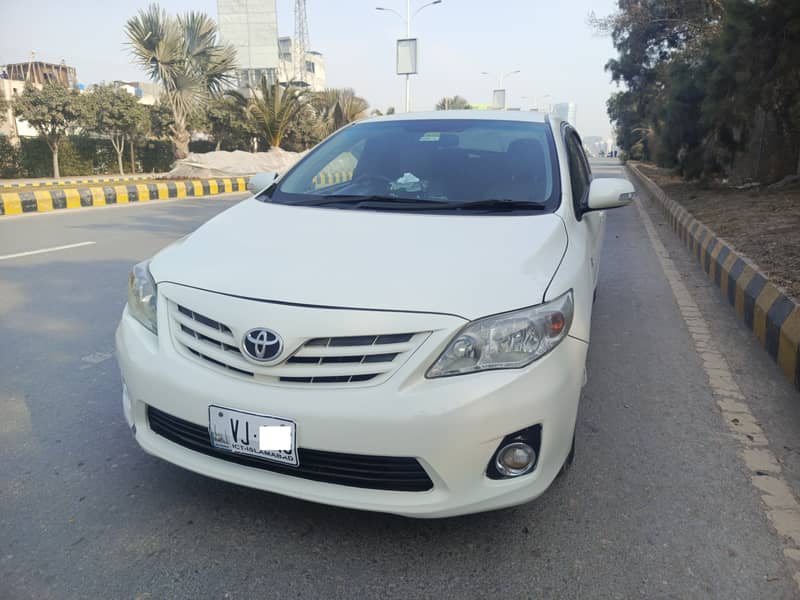 Toyota Corolla Altis 2012 4