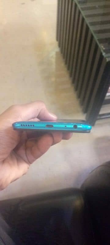 vivo y91 * 2/32  all ok ha original mobile hai kit nahi hai 4