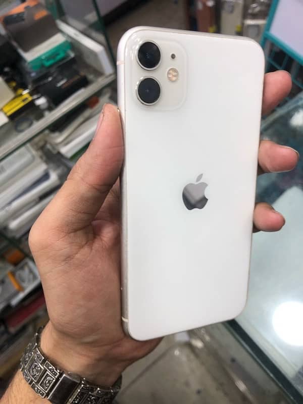 iphone 11 64gb pta approved 1