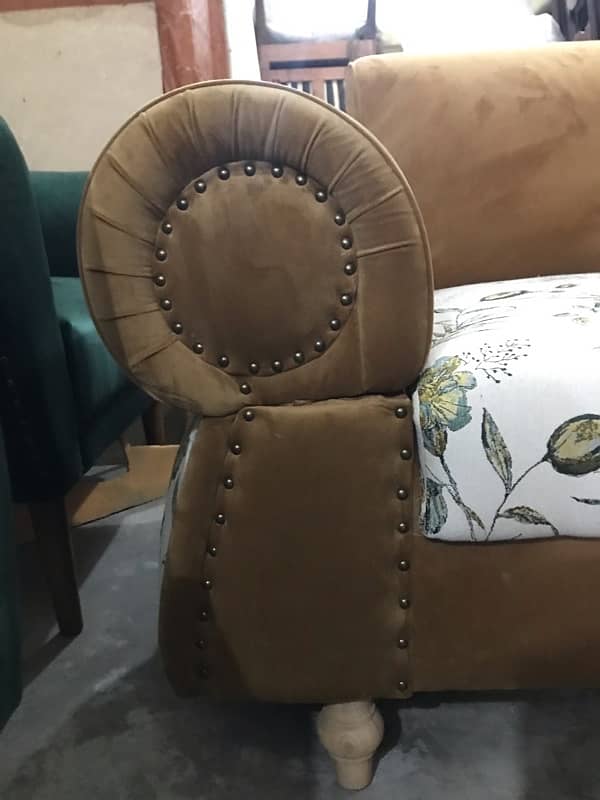 New Velvet sofa chair 3