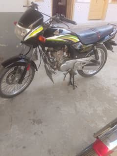 Black Deluxe 125cc For Sale