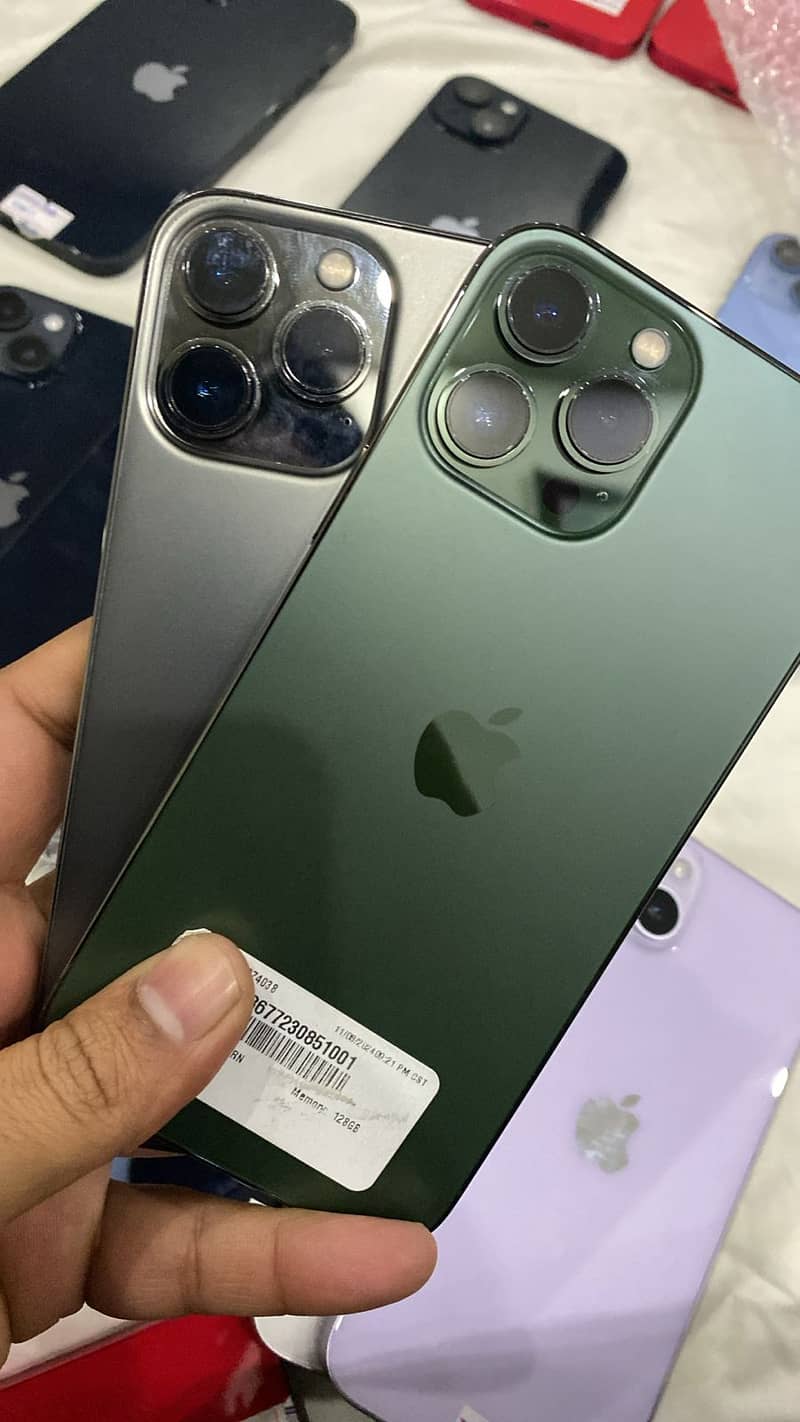 Apple iPhone 13 Pro Max 0