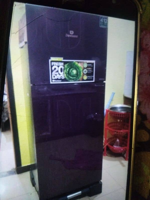 fridge is urgent for sale 0