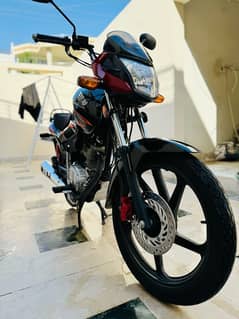 honda cb 125 2023 model 3500km driven only brand new bike