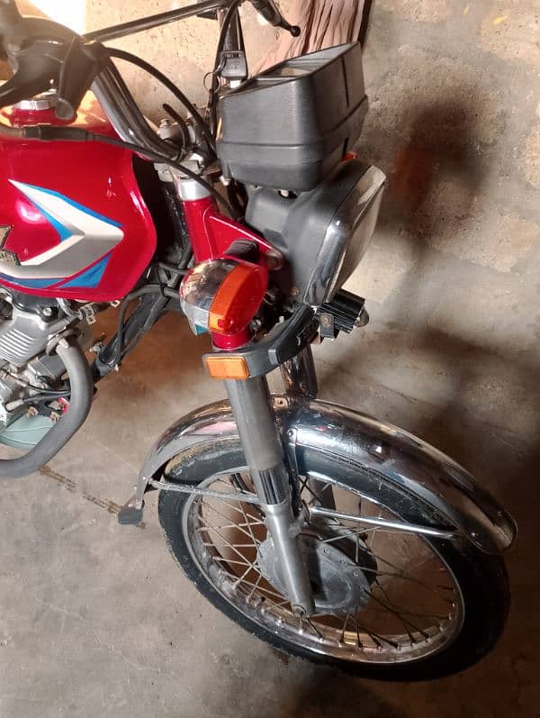 Bike 125 Road prince model 2022 ka 12 month used good conditions 0