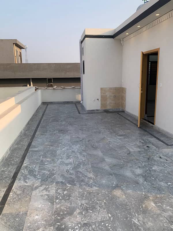 5 MARLA BRAND NEW HOUSE FOR SALE IN PARK VIEW CITY LAHORE 7